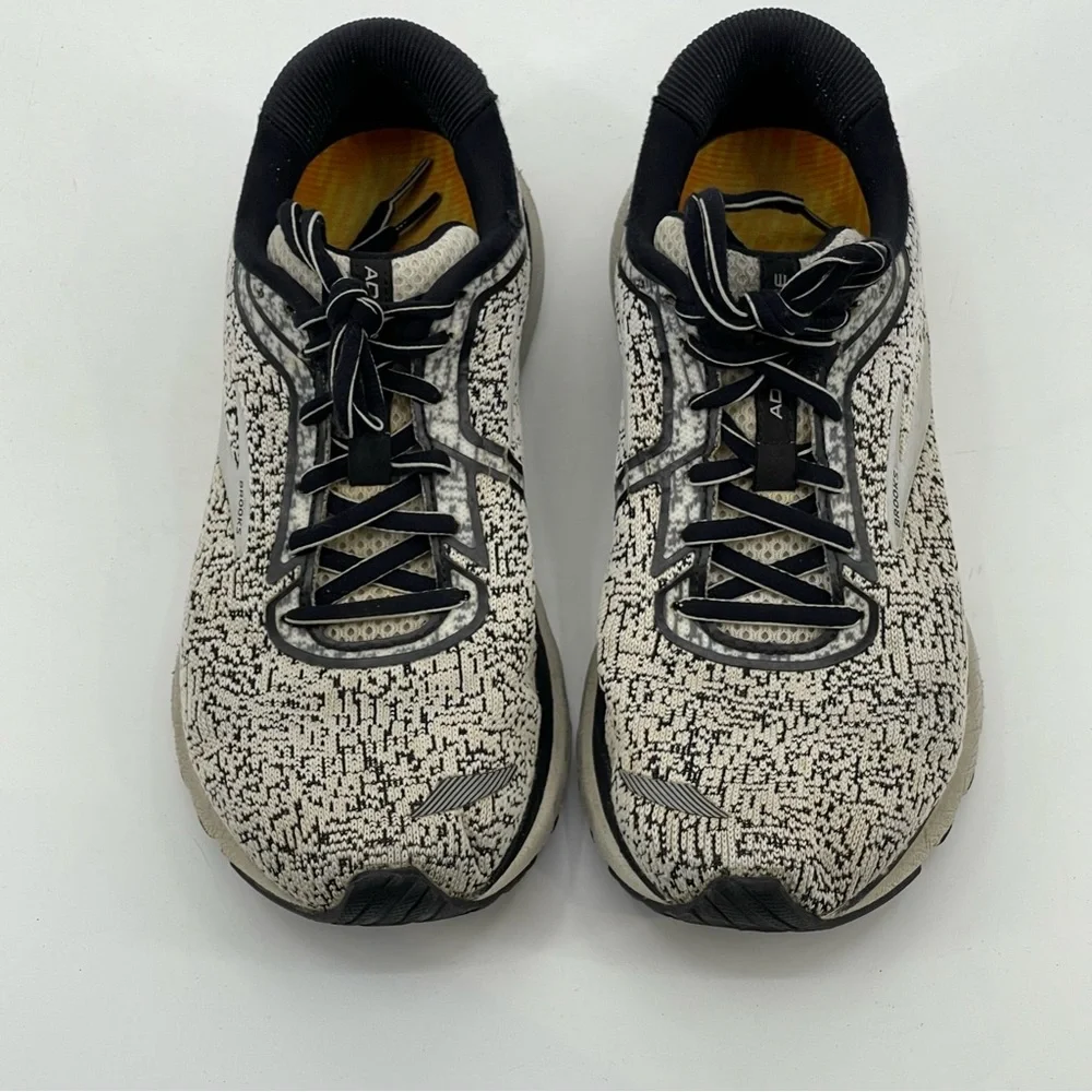 BROOKS GTS XX WOMENS RUNNING SHOES SZ 10, GOOD PREOWNED CONDITION